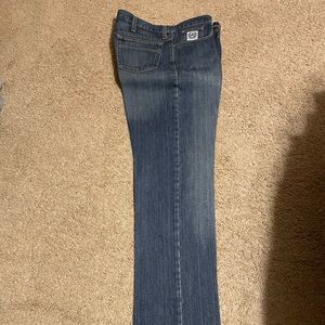Like new. Cinch Mens 32x38. Dry cleaned